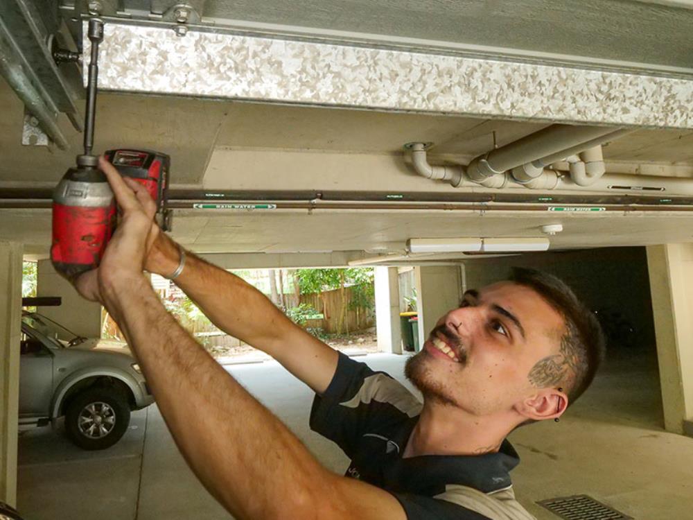 Moreton Bay garage doors service and maintenance